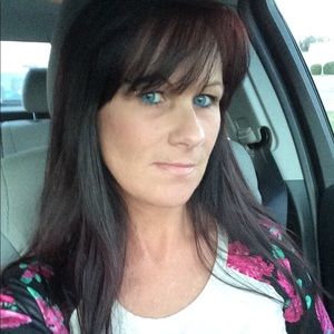 Meet your Posher, Nikki